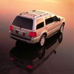 Lincoln Aviator 2003 года